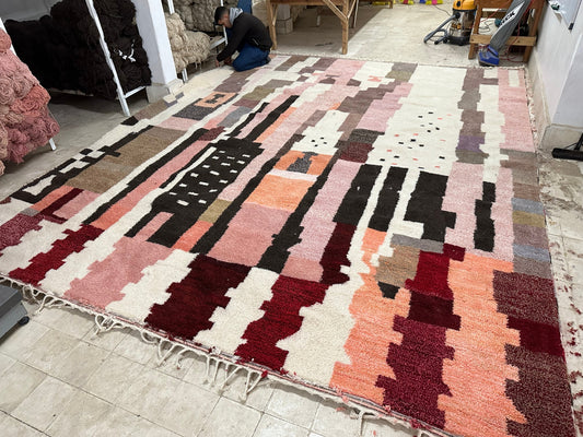 Luxury Underfoot: The Allure of Handwoven Moroccan Azilal Rugs